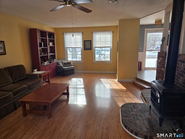 192 Scantic Meadow Road, South Windsor, CT 06074