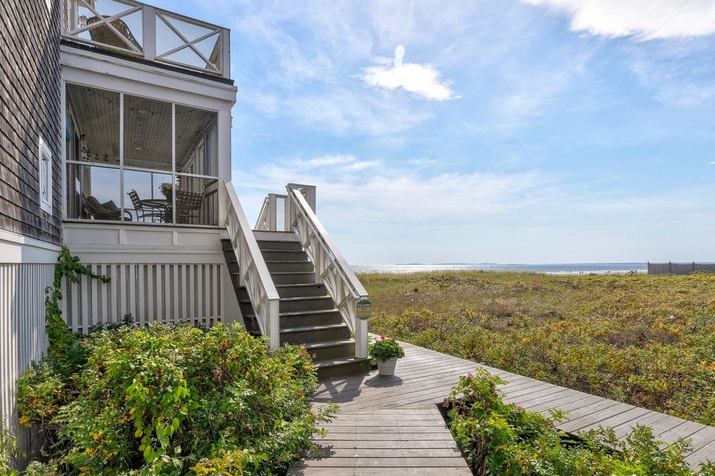 193 E Grand Avenue 10, Old Orchard Beach, ME 04064 — photo 2