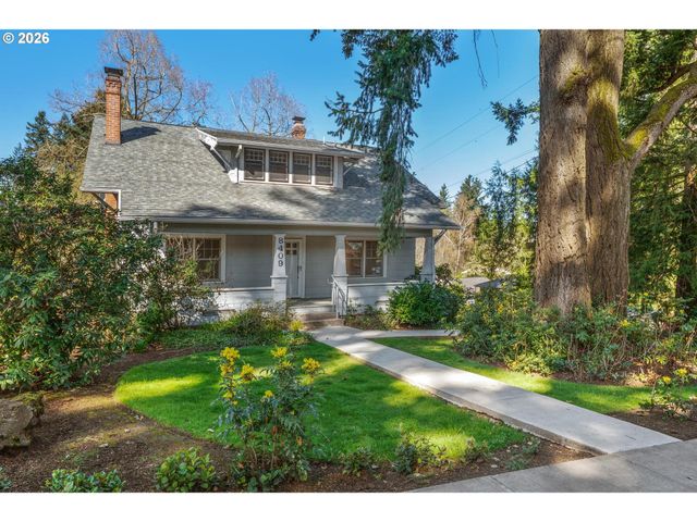 8409 Sw CAPITOL Hwy, Portland, OR 97219