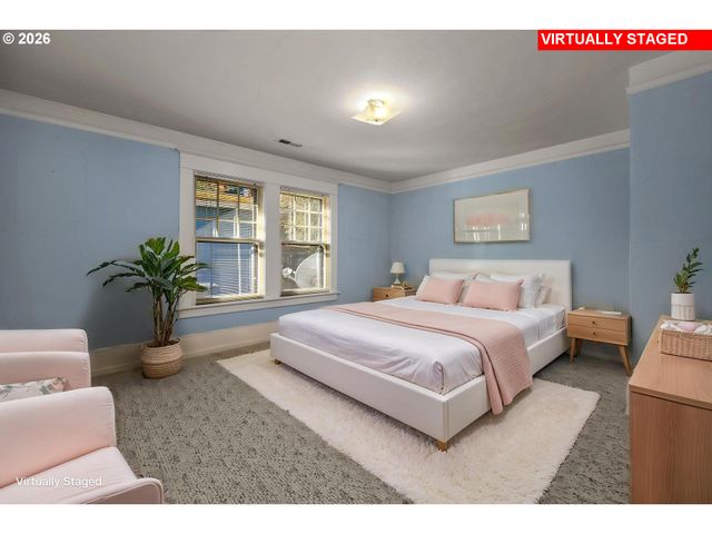 8409 Sw CAPITOL Hwy, Portland, OR 97219