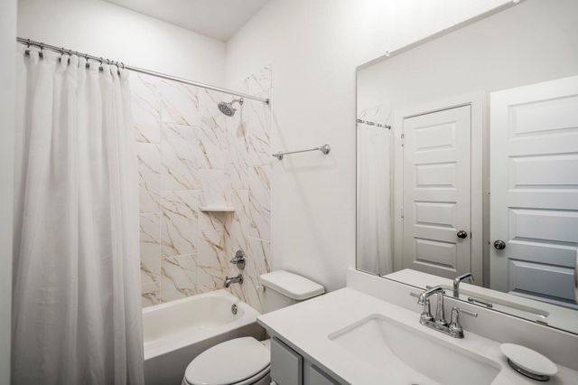 208 Twinflower Trail Court, Conroe, TX 77318