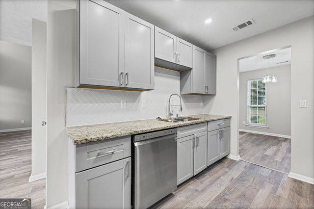 1484 Leicster Court, Hampton, GA 30228