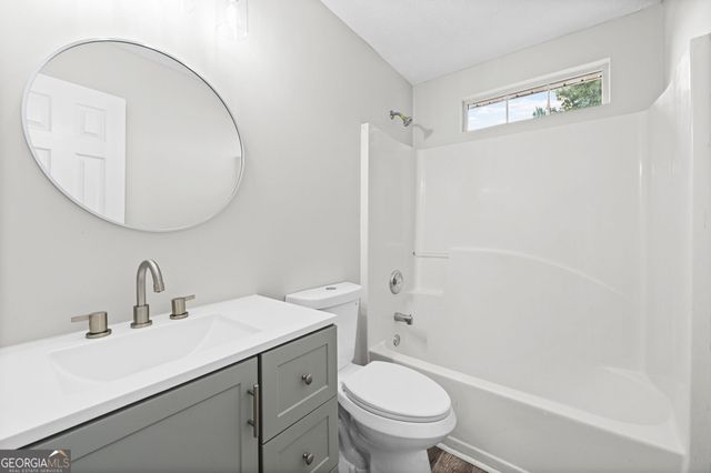 1484 Leicster Court, Hampton, GA 30228