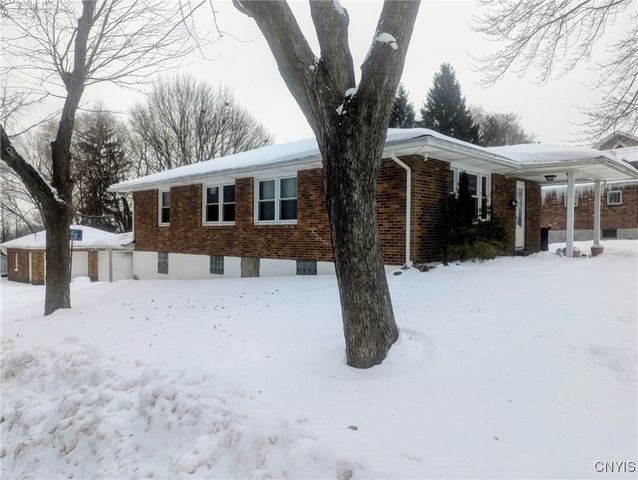 301 BOSTON Street, Syracuse, NY 13207