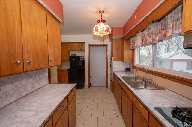 301 BOSTON Street, Syracuse, NY 13207