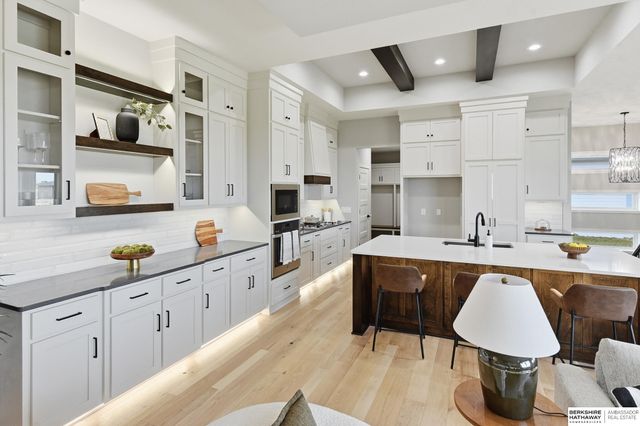 3633 S 219th Avenue, Omaha, NE 68022