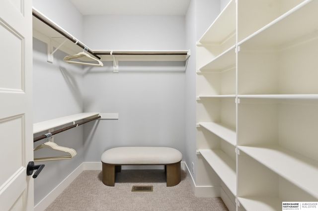 3633 S 219th Avenue, Omaha, NE 68022