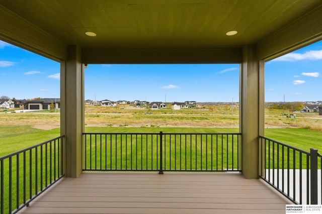 3633 S 219th Avenue, Omaha, NE 68022