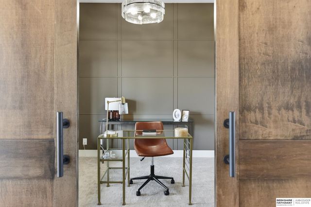 3633 S 219th Avenue, Omaha, NE 68022