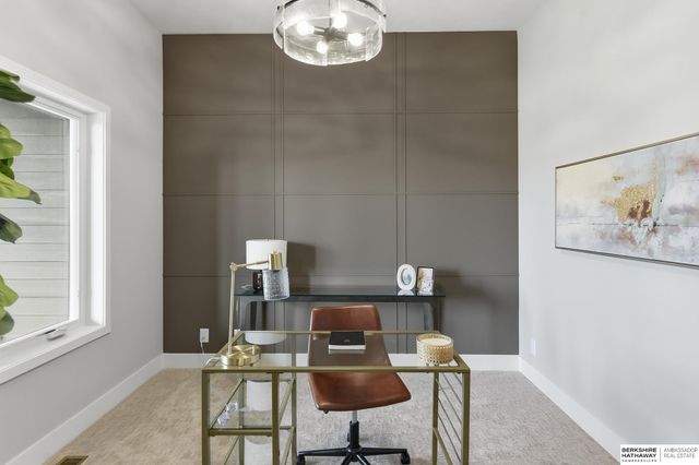 3633 S 219th Avenue, Omaha, NE 68022