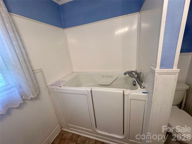 3202 Puetts Chapel Road, Dallas, NC 28034