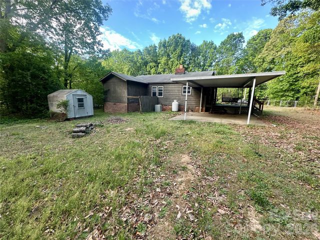 3202 Puetts Chapel Road, Dallas, NC 28034