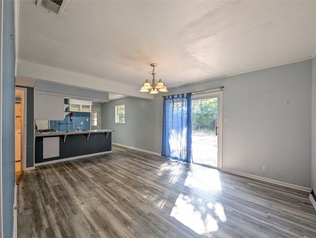 2924 Longfellow Lane, Denton, TX 76209
