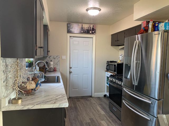 4723 E Braly Avenue, Fresno, CA 93720