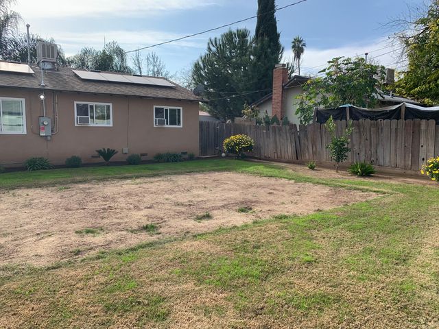 4723 E Braly Avenue, Fresno, CA 93720