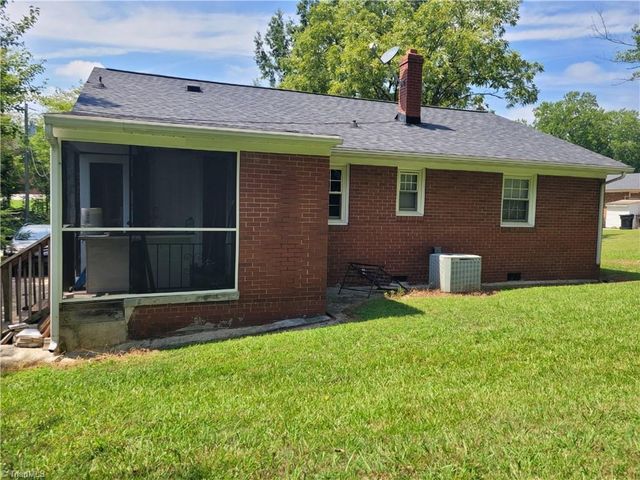 416 Cross Street, Burlington, NC 27217