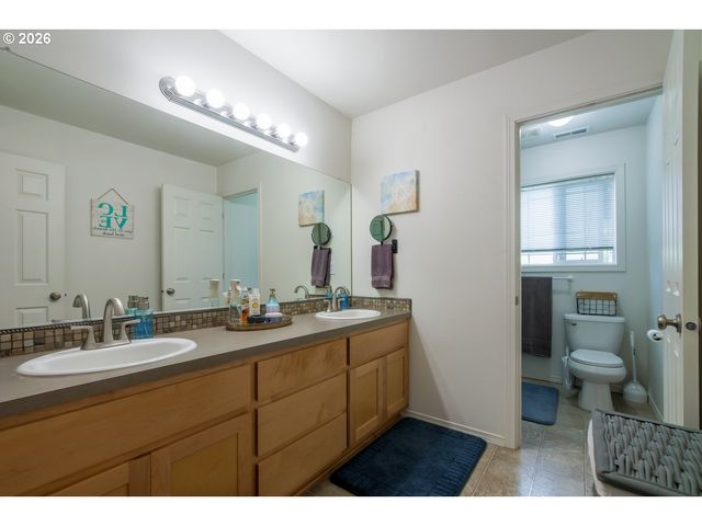 304 S 32ND Pl, Ridgefield, WA 98642