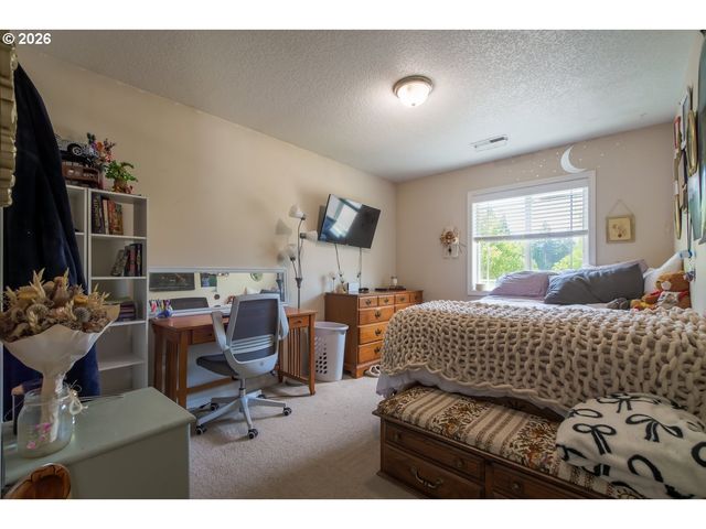 304 S 32ND Pl, Ridgefield, WA 98642