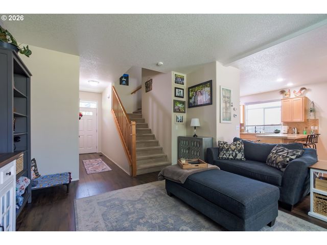 304 S 32ND Pl, Ridgefield, WA 98642