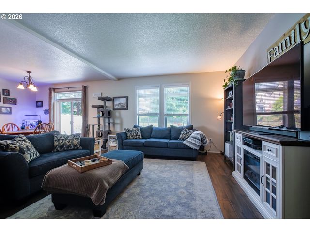 304 S 32ND Pl, Ridgefield, WA 98642
