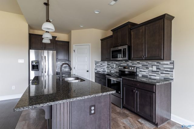 17331 Fieldway Circle, Harvest, AL 35749