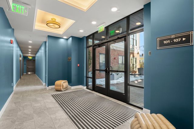 99 Foundry Place 207, Portsmouth, NH 03801