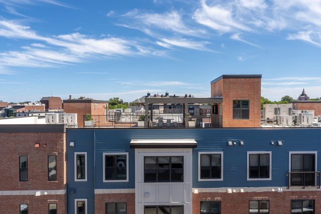 99 Foundry Place 207, Portsmouth, NH 03801