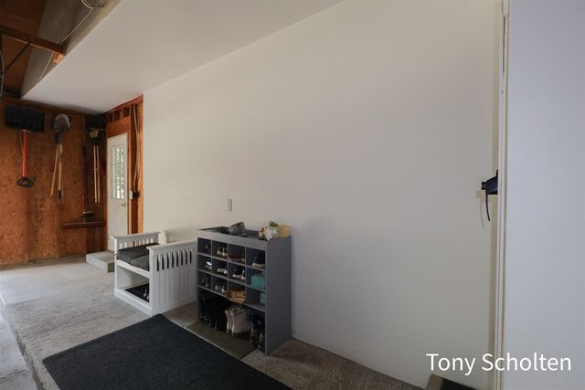 7537 Woodside Drive, Hudsonville, MI 49426
