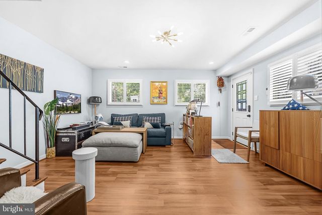 5703 EADS ST NE, Washington, DC 20019