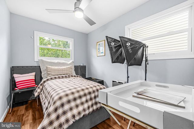 5703 EADS ST NE, Washington, DC 20019
