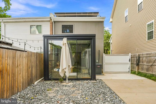 5703 EADS ST NE, Washington, DC 20019