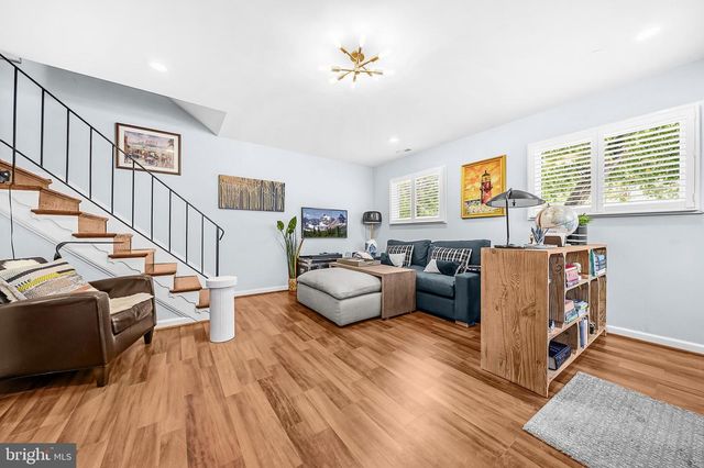 5703 EADS ST NE, Washington, DC 20019