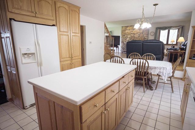 S46W35820 Meadows DRIVE, Dousman, WI 53118