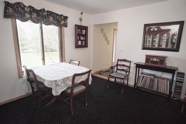S46W35820 Meadows DRIVE, Dousman, WI 53118