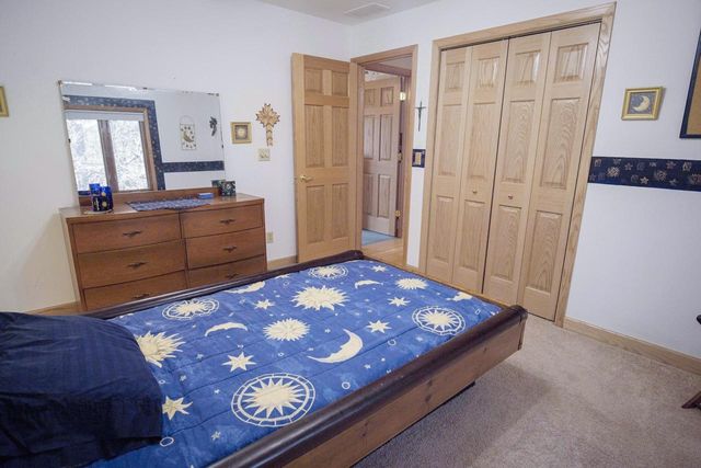 S46W35820 Meadows DRIVE, Dousman, WI 53118