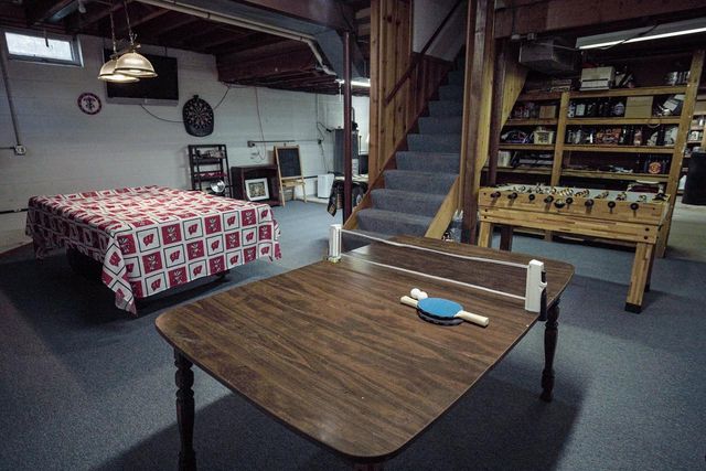 S46W35820 Meadows DRIVE, Dousman, WI 53118