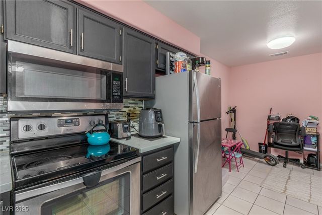 2725 South Nellis Boulevard 2168, Las Vegas, NV 89121