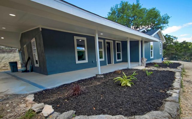 700 Firefly, Canyon Lake, TX 78133