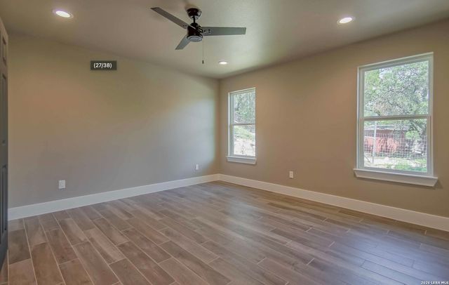 700 Firefly, Canyon Lake, TX 78133