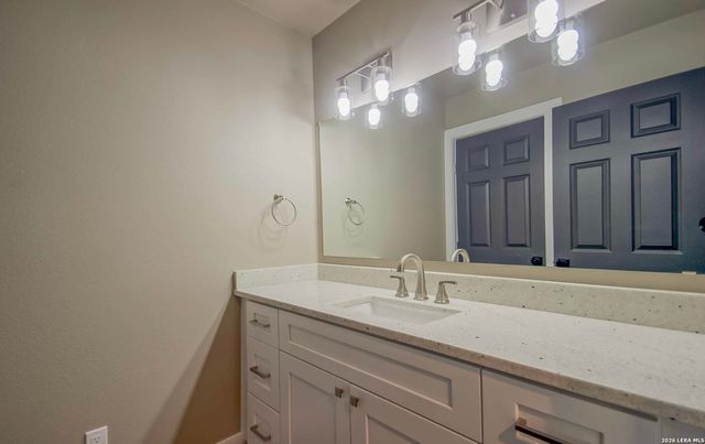700 Firefly, Canyon Lake, TX 78133