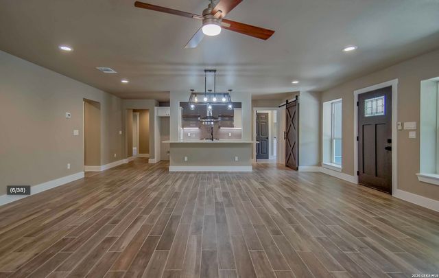 700 Firefly, Canyon Lake, TX 78133
