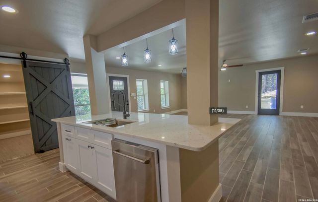 700 Firefly, Canyon Lake, TX 78133