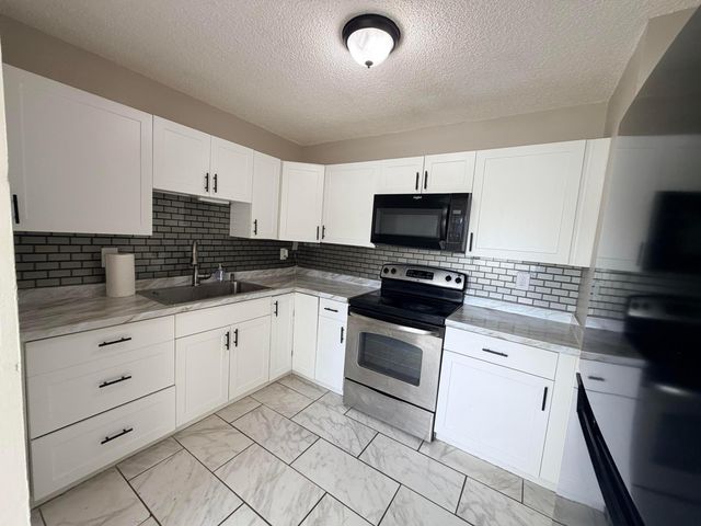 3594 Almar Road 3, Lake Worth, FL 33461