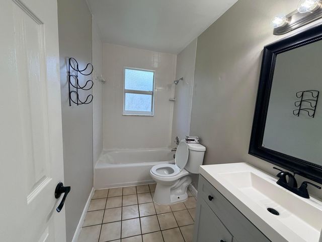 3594 Almar Road 3, Lake Worth, FL 33461