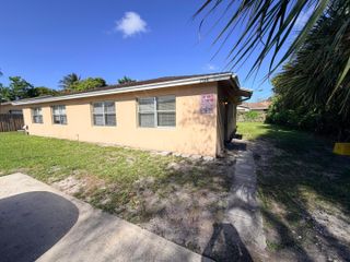 3594 Almar Road 3, Lake Worth, FL 33461