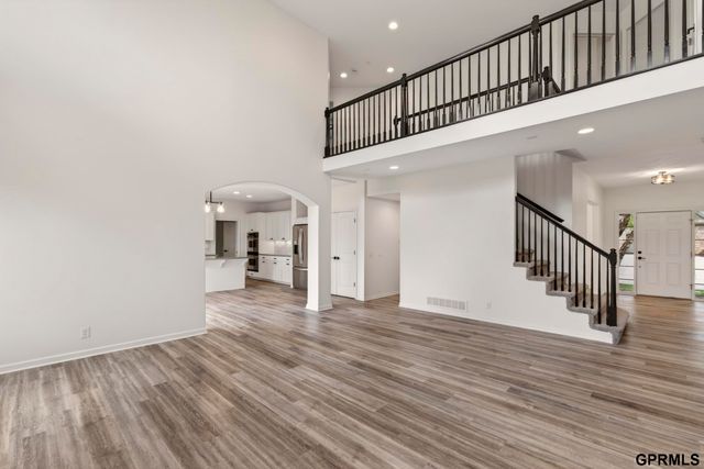 1419 S 195 Street, Omaha, NE 68130
