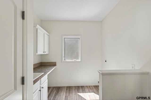 1419 S 195 Street, Omaha, NE 68130
