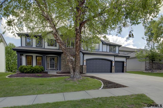 1419 S 195 Street, Omaha, NE 68130