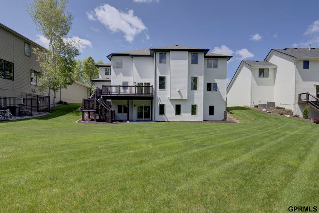1419 S 195 Street, Omaha, NE 68130