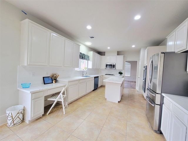 12014 Natural Bridges Lane, Sugar Land, TX 77498